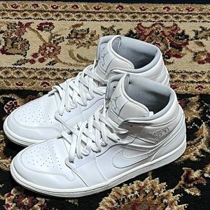 NIKE AIR JORDAN 1 RETRO All White High Tops Size 11